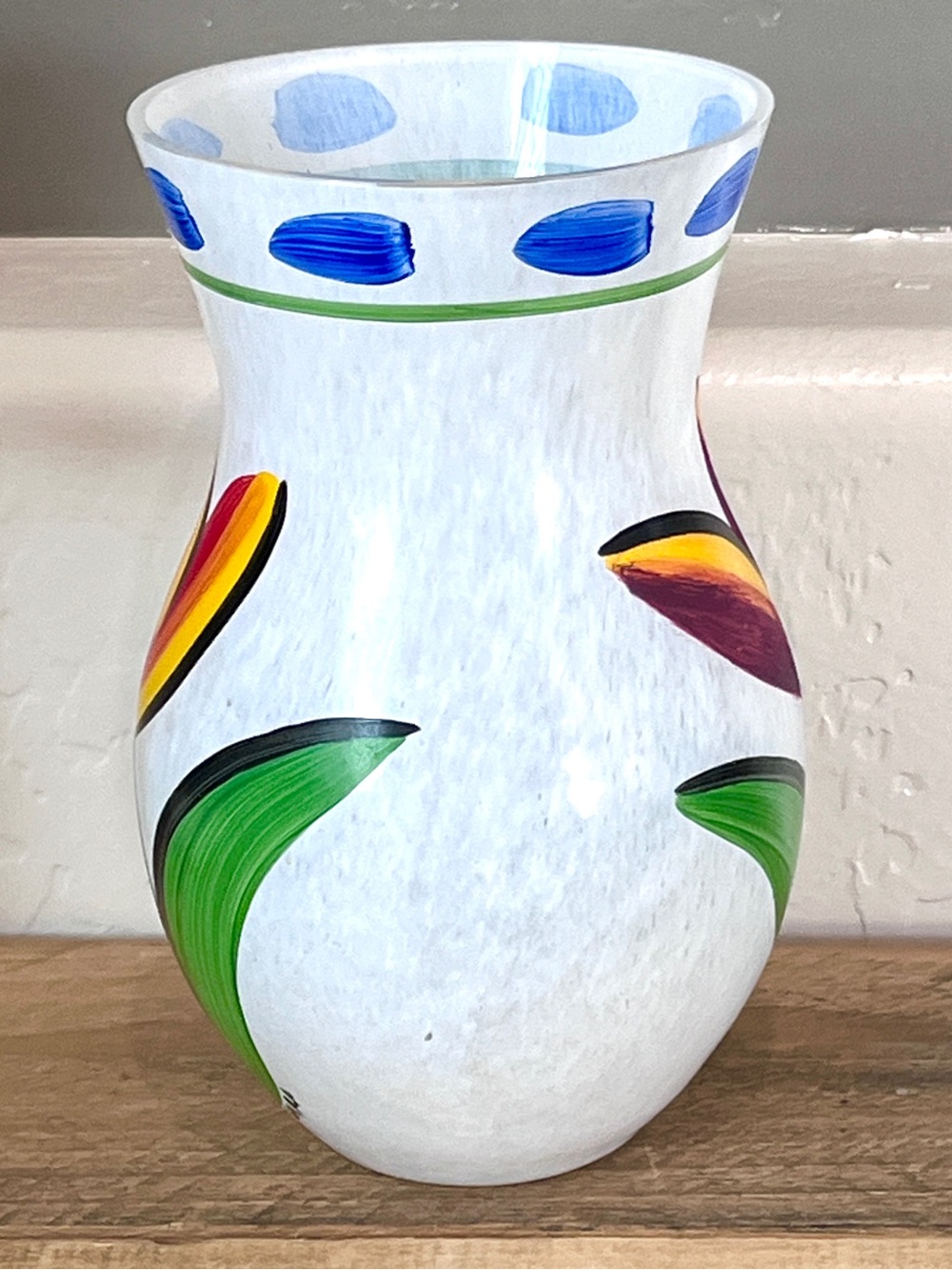 Kosta Boda "Tulipa" Hand-Painted Red Tulip Art Glass Vase Ulrica Hydman Vallien - Picture 2 of 6